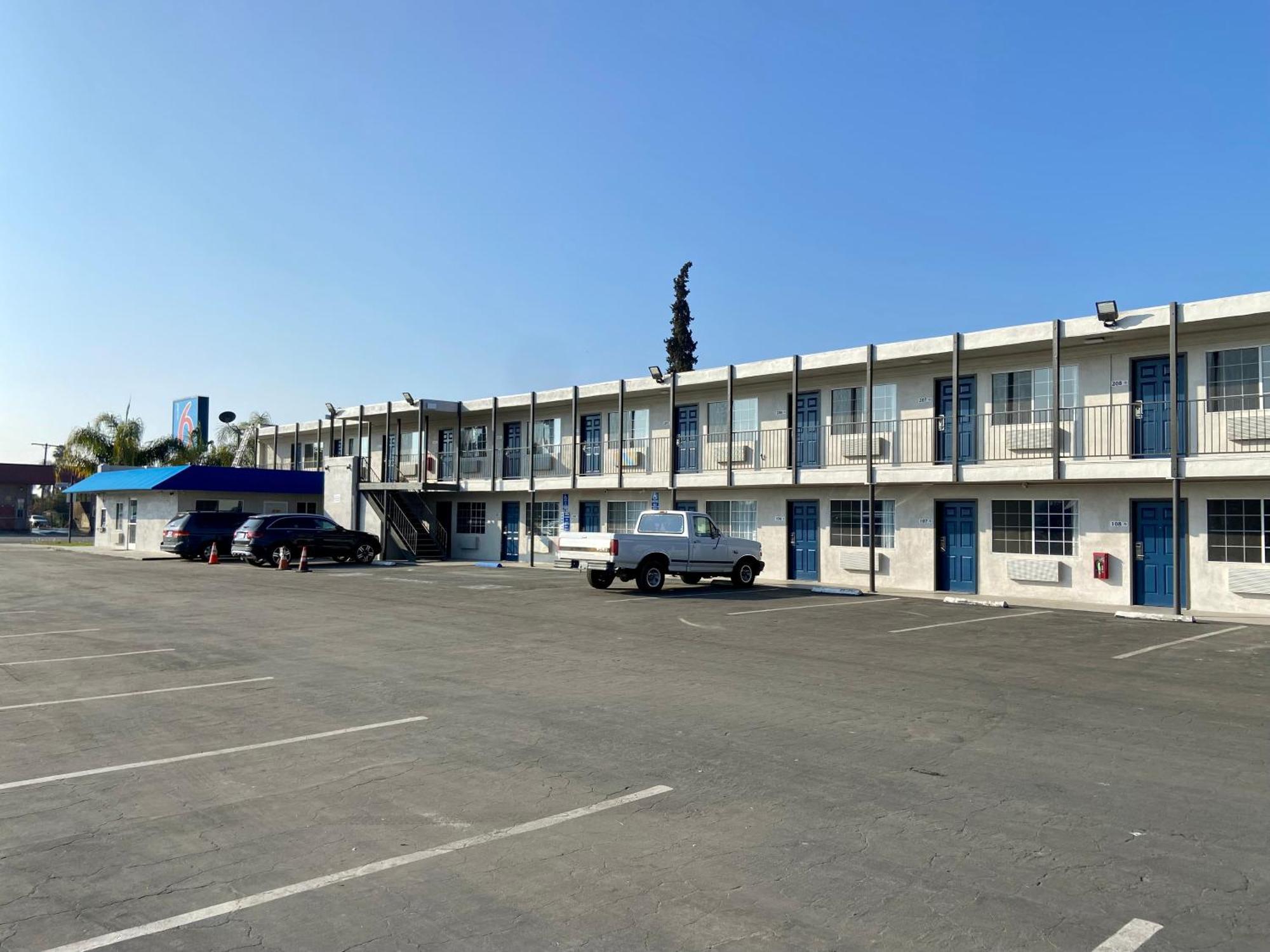 Motel 6-Delano, CA Esterno foto