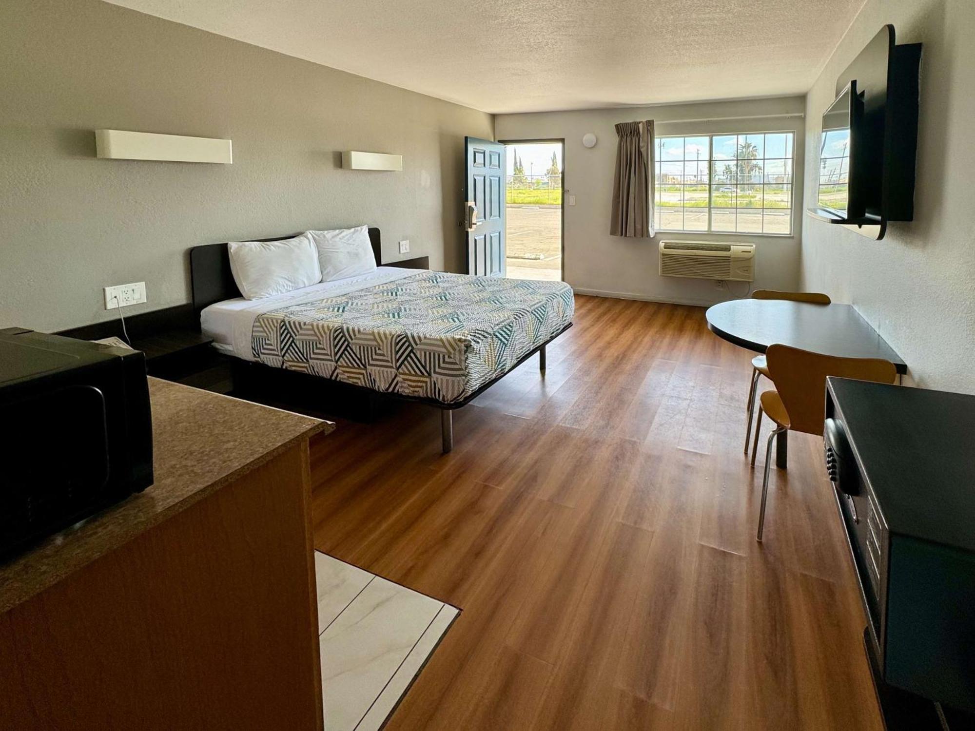 Motel 6-Delano, CA Esterno foto